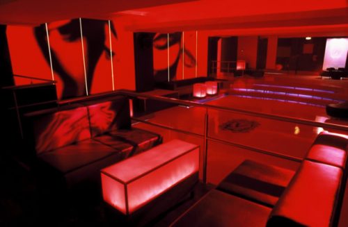 Stilvoller Lounge nahe Alexanderplatz mit Marmorboden zum Mieten in Berlin Mitte