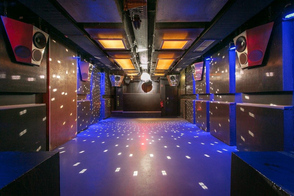 <br />
<b>Deprecated</b>:  Function get_magic_quotes_gpc() is deprecated in <b>/www/htdocs/w00d7293/partyraum-berlin-mitte/wp-includes/formatting.php</b> on line <b>4387</b><br />
Partyraum Friedrichshain Club Partylocation zum Mieten
