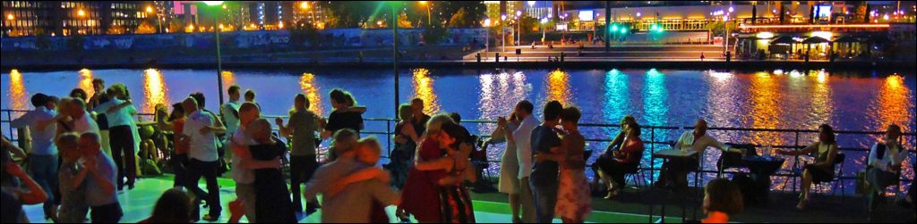 <br />
<b>Deprecated</b>:  Function get_magic_quotes_gpc() is deprecated in <b>/www/htdocs/w00d7293/partyraum-berlin-mitte/wp-includes/formatting.php</b> on line <b>4387</b><br />
Location mit Terrasse an der Mediaspree