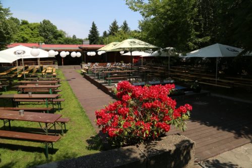 Biergarten mieten in Berlin Friedrichshain - Partyraum mit Tanzfläche